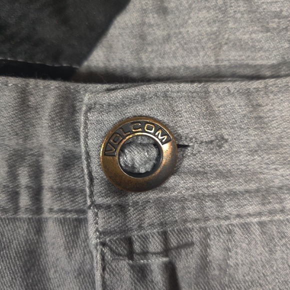 Volcom‎ Shorts Men's Size 34 Grey Flat Front Mid Rise Grunge Punk Skater - Picture 5 of 10